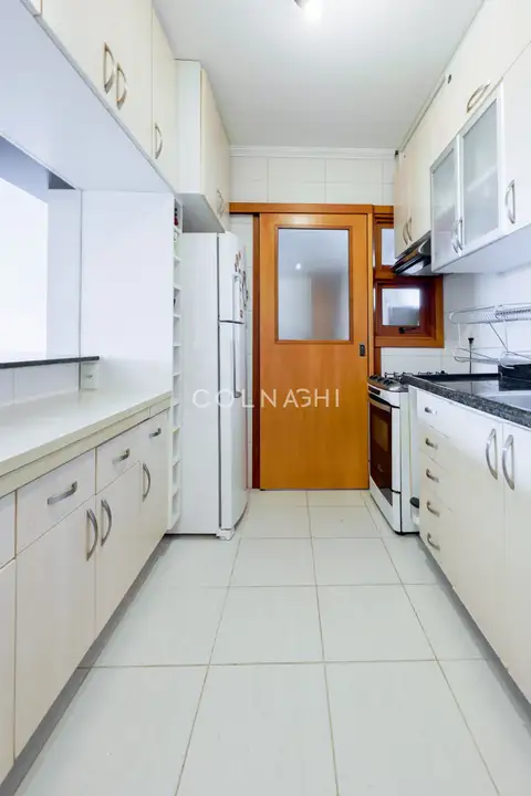 Apartamento · 3 dormitórios em Petrópolis — miniatura 11