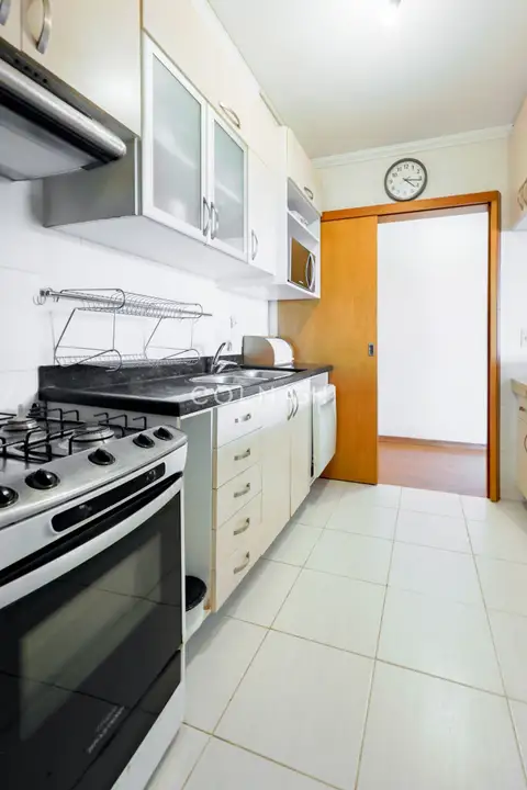 Apartamento · 3 dormitórios em Petrópolis — miniatura 12