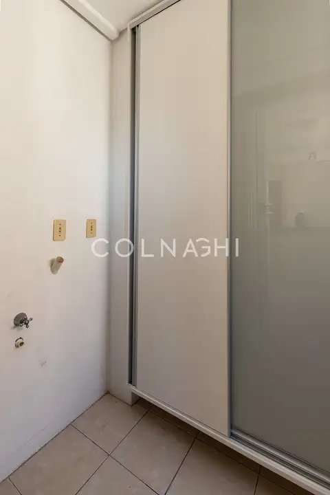 Apartamento · 3 dormitórios em Petrópolis — miniatura 12