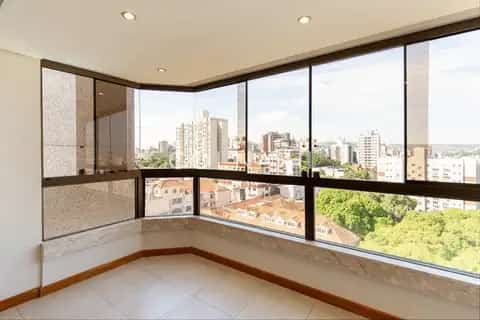 Apartamento · 3 dormitórios em Petrópolis — miniatura 5