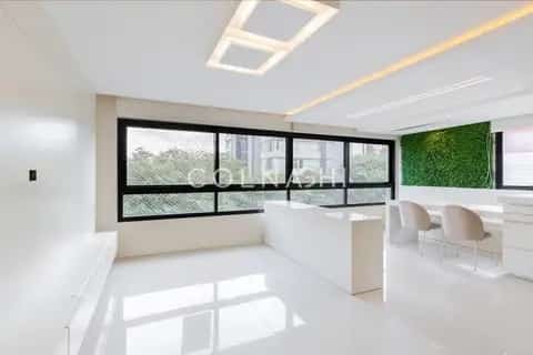Apartamento · 2 dormitórios em Petrópolis — miniatura 1