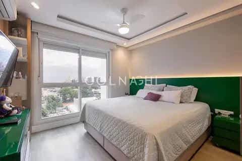 Apartamento · 3 dormitórios em Petrópolis — miniatura 13
