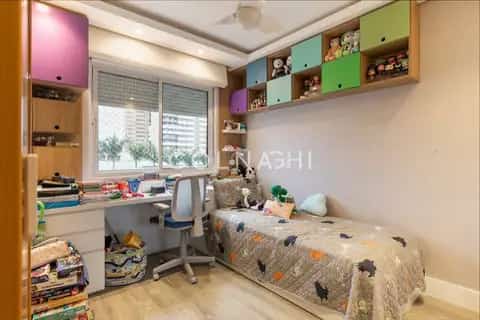 Apartamento · 3 dormitórios em Petrópolis — miniatura 15
