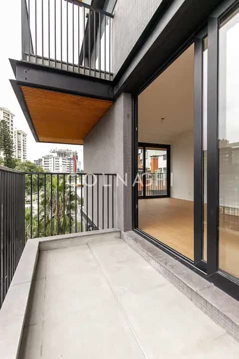 Apartamento · 3 dormitórios em Petrópolis — miniatura 8