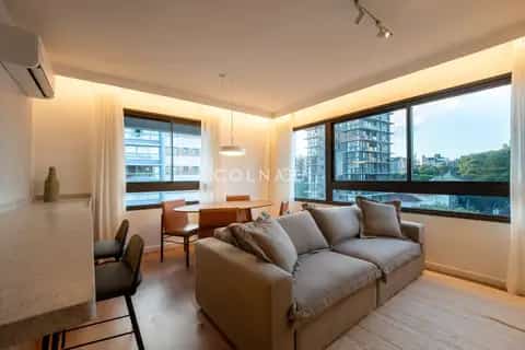 Apartamento · 2 dormitórios no Rio Branco — miniatura 1