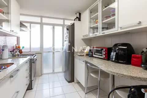 Apartamento · 3 dormitórios em Petrópolis — miniatura 14