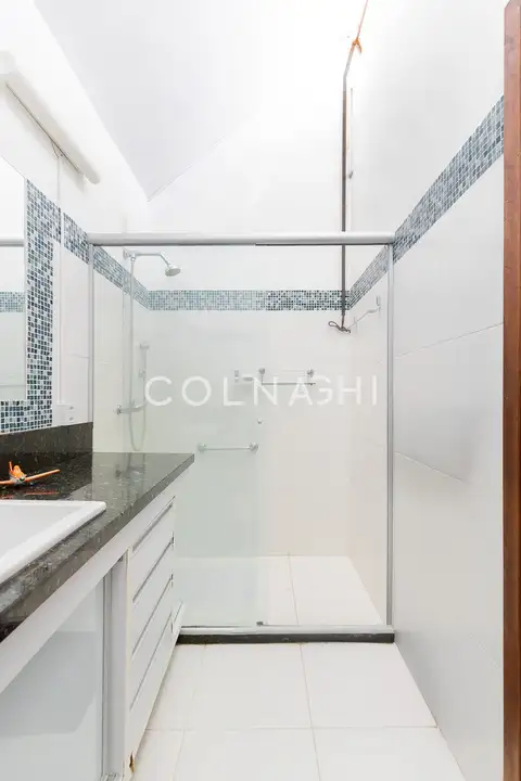 Casa · 3 dormitórios em Petrópolis — miniatura 11
