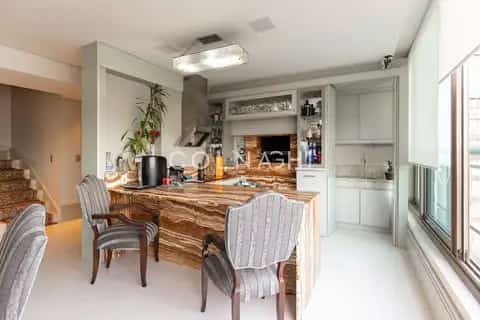 Apartamento Duplex · 5 dormitórios no Três Figueiras — miniatura 3
