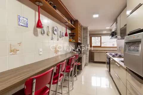 Apartamento · 4 dormitórios no Menino Deus — miniatura 7