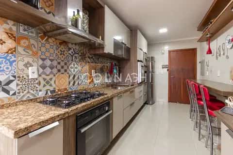 Apartamento · 4 dormitórios no Menino Deus — miniatura 9