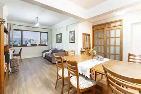 Apartamento · 3 dormitórios no Mont Serrat — miniatura 2