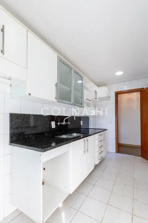 Apartamento · 3 dormitórios em Petrópolis — miniatura 12