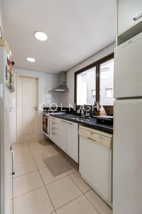 Apartamento · 3 dormitórios em Petrópolis — miniatura 12
