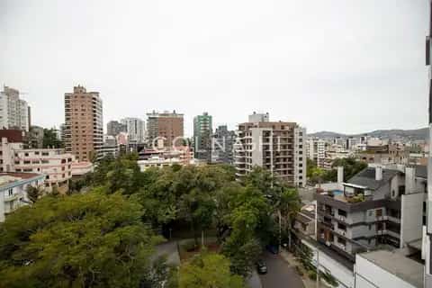 Apartamento · 3 dormitórios em Petrópolis — miniatura 4