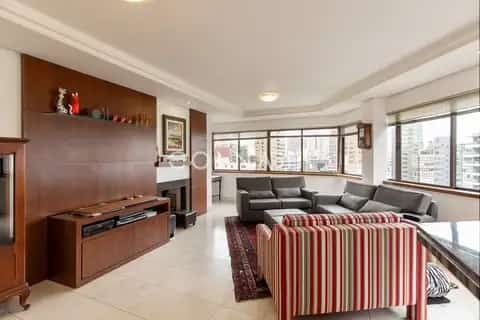 Apartamento · 3 dormitórios em Petrópolis — miniatura 7