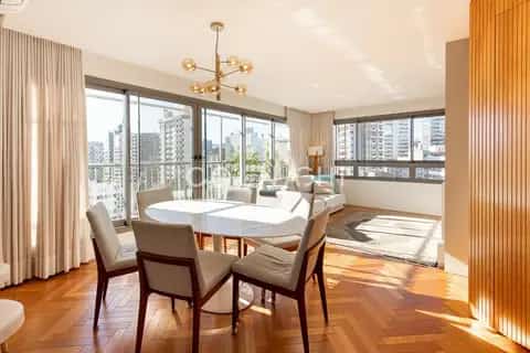Apartamento · 3 dormitórios em Petrópolis — miniatura 3
