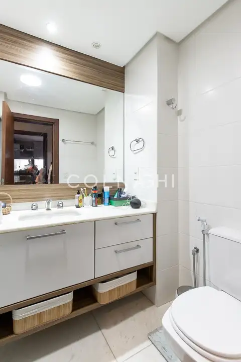 Apartamento · 3 dormitórios em Petrópolis — miniatura 15