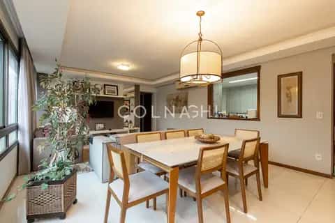 Apartamento · 3 dormitórios em Petrópolis — miniatura 4