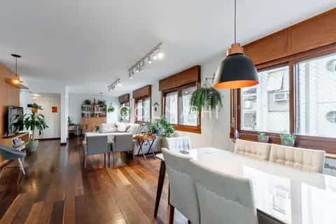 Apartamento · 3 dormitórios em Petrópolis — miniatura 4