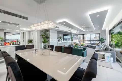 Apartamento · 3 dormitórios em Petrópolis — miniatura 6