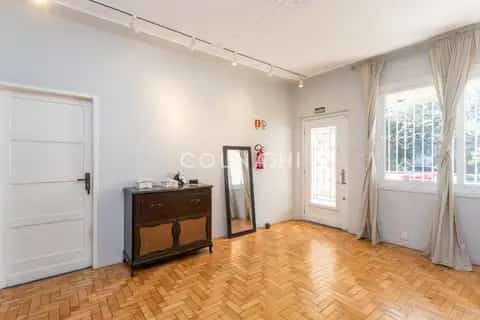 Casa · 3 dormitórios na Auxiliadora — miniatura 5