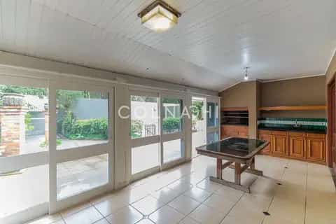 Casa em Condomínio · 4 dormitórios em Petrópolis — miniatura 13