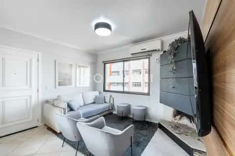 Apartamento · 3 dormitórios em Petrópolis — miniatura 2