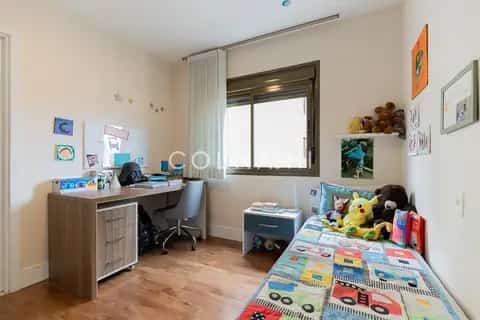 Apartamento · 3 dormitórios em Petrópolis — miniatura 13