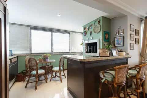 Apartamento · 3 dormitórios em Petrópolis — miniatura 3