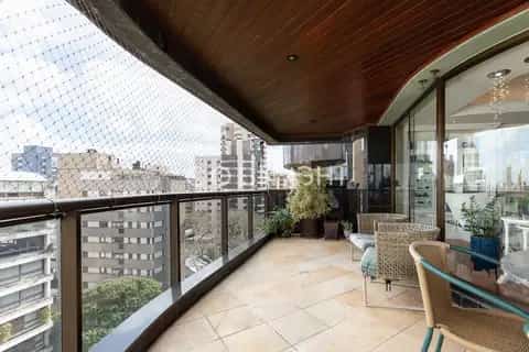 Apartamento · 3 dormitórios em Petrópolis — miniatura 13