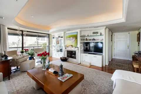 Apartamento · 3 dormitórios em Petrópolis — miniatura 10