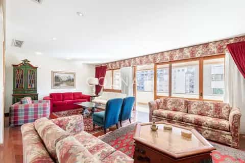 Apartamento · 3 dormitórios na Auxiliadora — miniatura 3