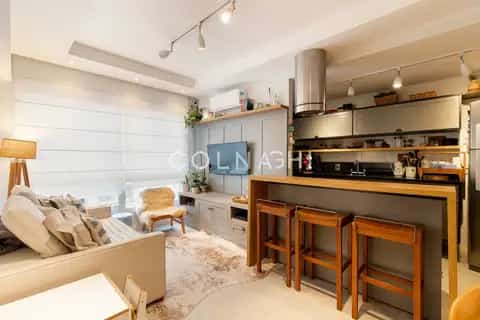 Apartamento · 2 dormitórios em Petrópolis — miniatura 1