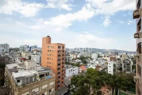 Apartamento · 3 dormitórios em Petrópolis — miniatura 13