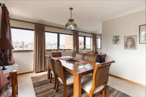 Apartamento · 3 dormitórios em Petrópolis — miniatura 7