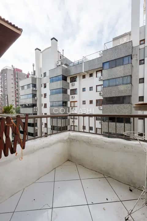 Apartamento · 3 dormitórios em Petrópolis — miniatura 10