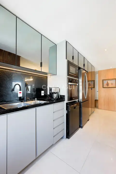 Apartamento · 3 dormitórios em Petrópolis — miniatura 15