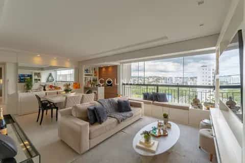 Apartamento · 3 dormitórios no Jardim Europa — miniatura 1