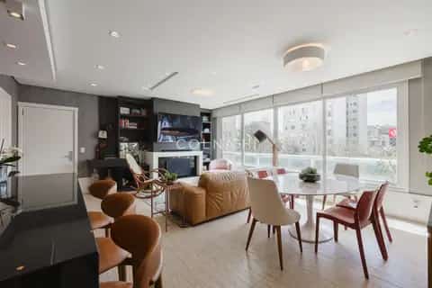 Apartamento · 3 dormitórios no Moinhos de Vento — miniatura 1