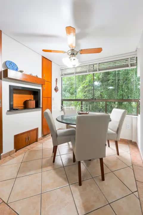 Apartamento · 3 dormitórios em Petrópolis — miniatura 4