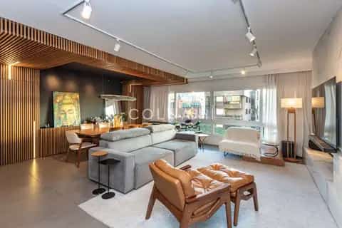 Apartamento · 3 dormitórios na Auxiliadora — miniatura 1