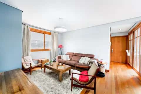 Apartamento · 3 dormitórios em Petrópolis — miniatura 1