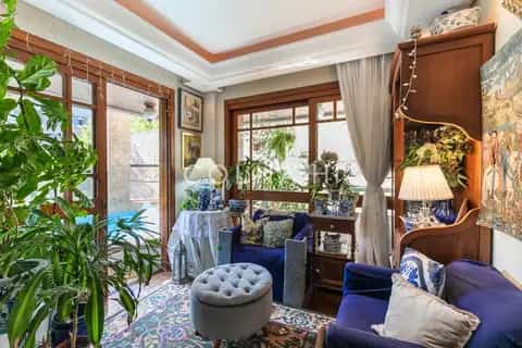 Apartamento · 3 dormitórios em Petrópolis — miniatura 5