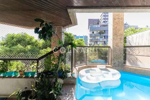 Apartamento · 3 dormitórios em Petrópolis — miniatura 8