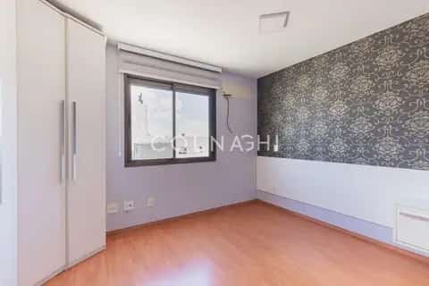 Apartamento · 3 dormitórios em Petrópolis — miniatura 9