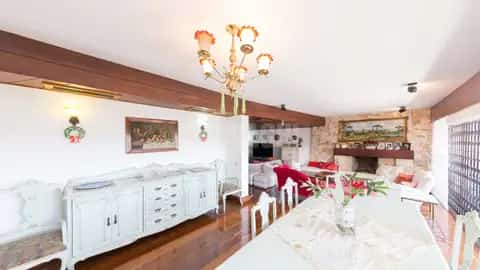 Casa · 5 dormitórios no Três Figueiras — miniatura 3
