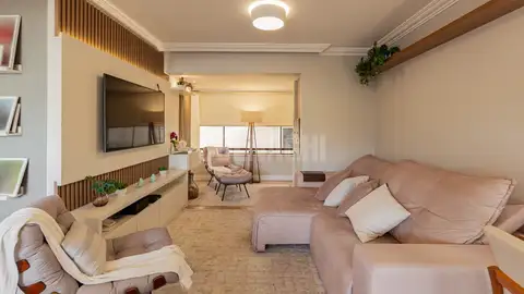 Apartamento · 3 dormitórios em Petrópolis — miniatura 5