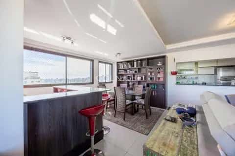Apartamento · 3 dormitórios em Petrópolis — miniatura 4