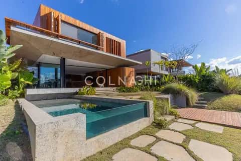 Casa em Condomínio em Sans Souci