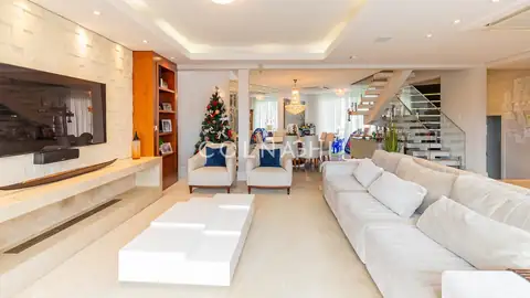 Casa em Chácara das Pedras